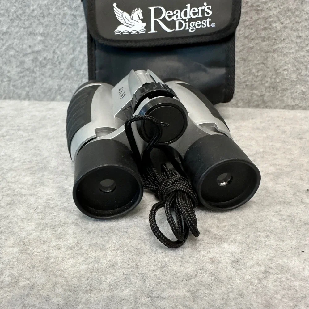 Readers Digest 4x30 Compact Binoculars Silver Black with Carrying Case and Strap